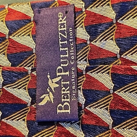 Bert Pulitzer signature collection. Mens pure silk tie. Red silver gold and blue - Picture 3 of 6